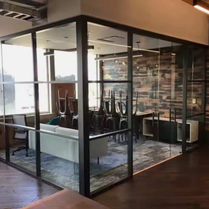 Steel partition wall with glass (price on request)